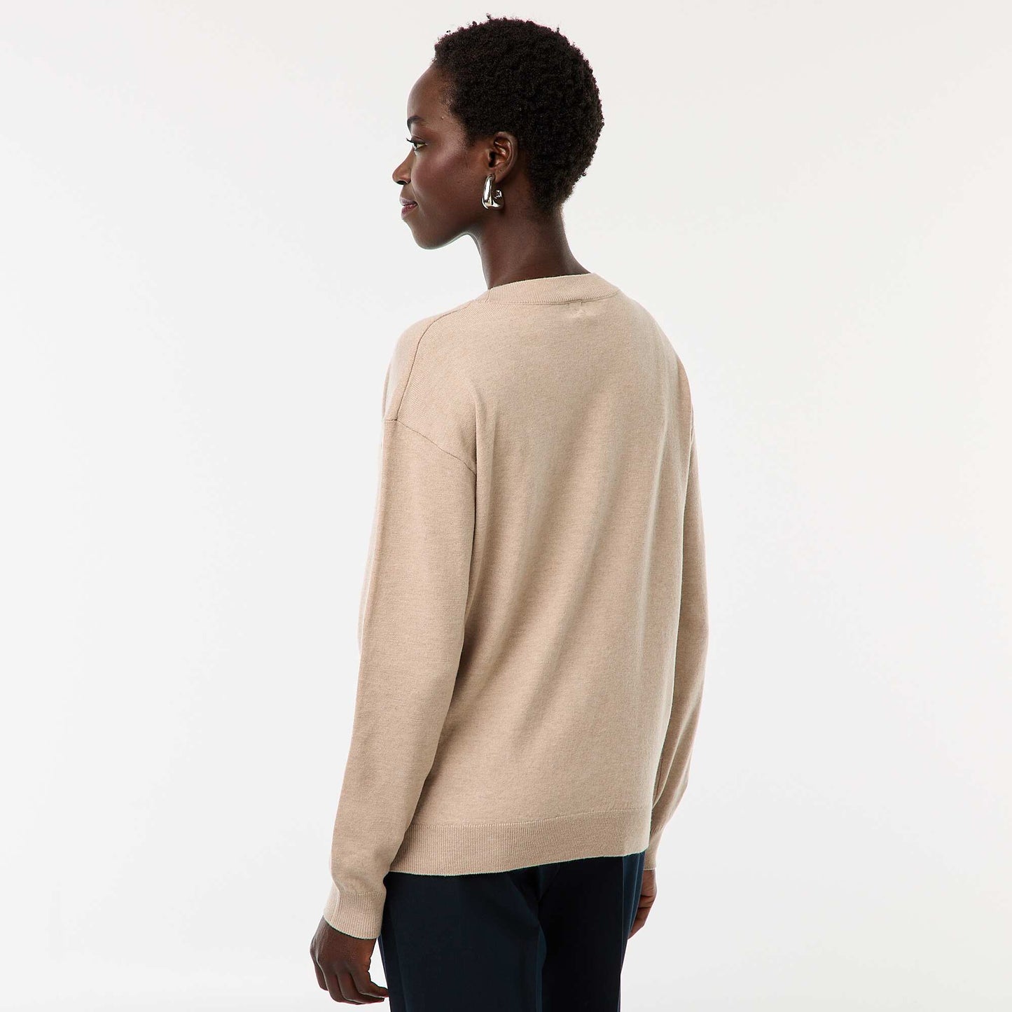 Fine Knit V-Neck Sweater BEIGE
