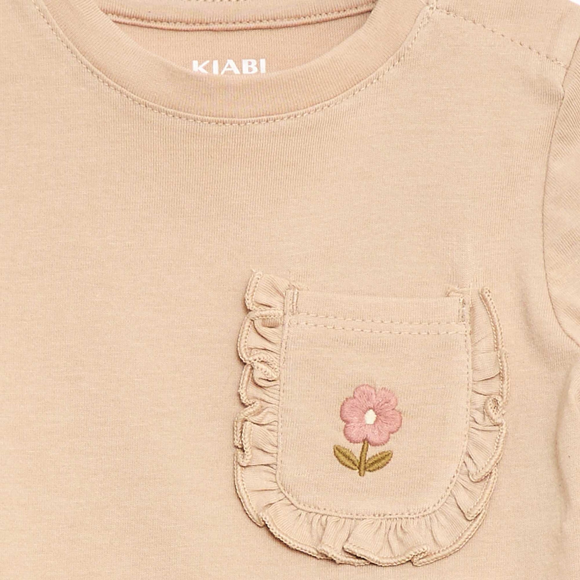 T-shirt with decorative pocket BEIGE