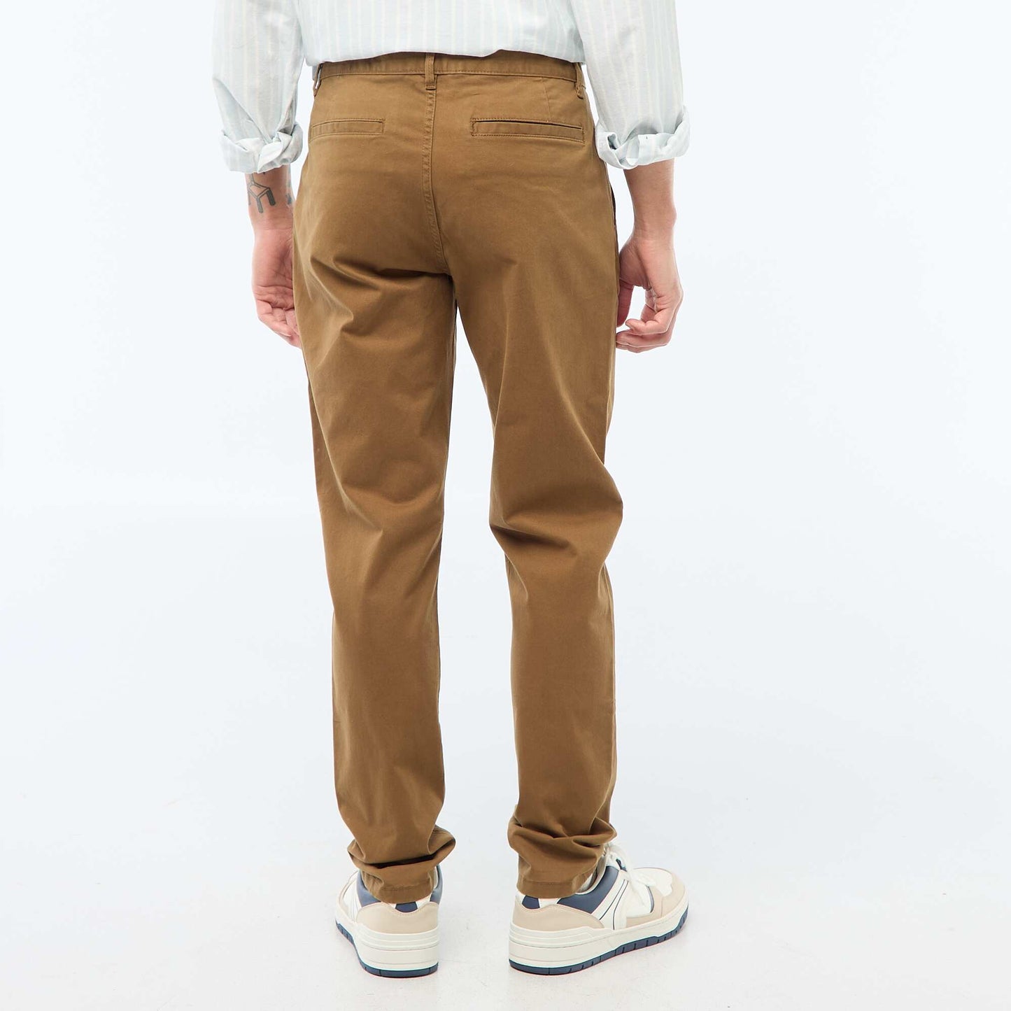 Slim-fit chinos BROWN
