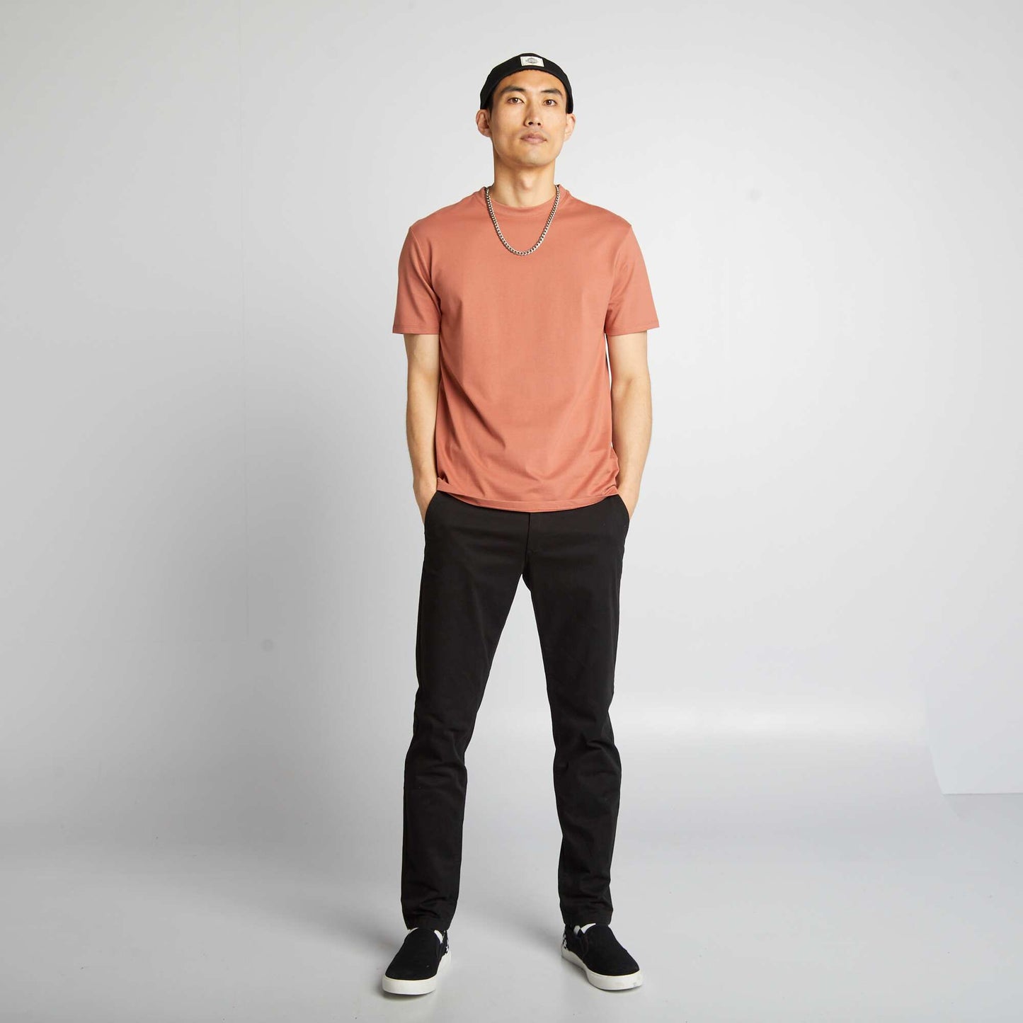 Slim-fit chinos
