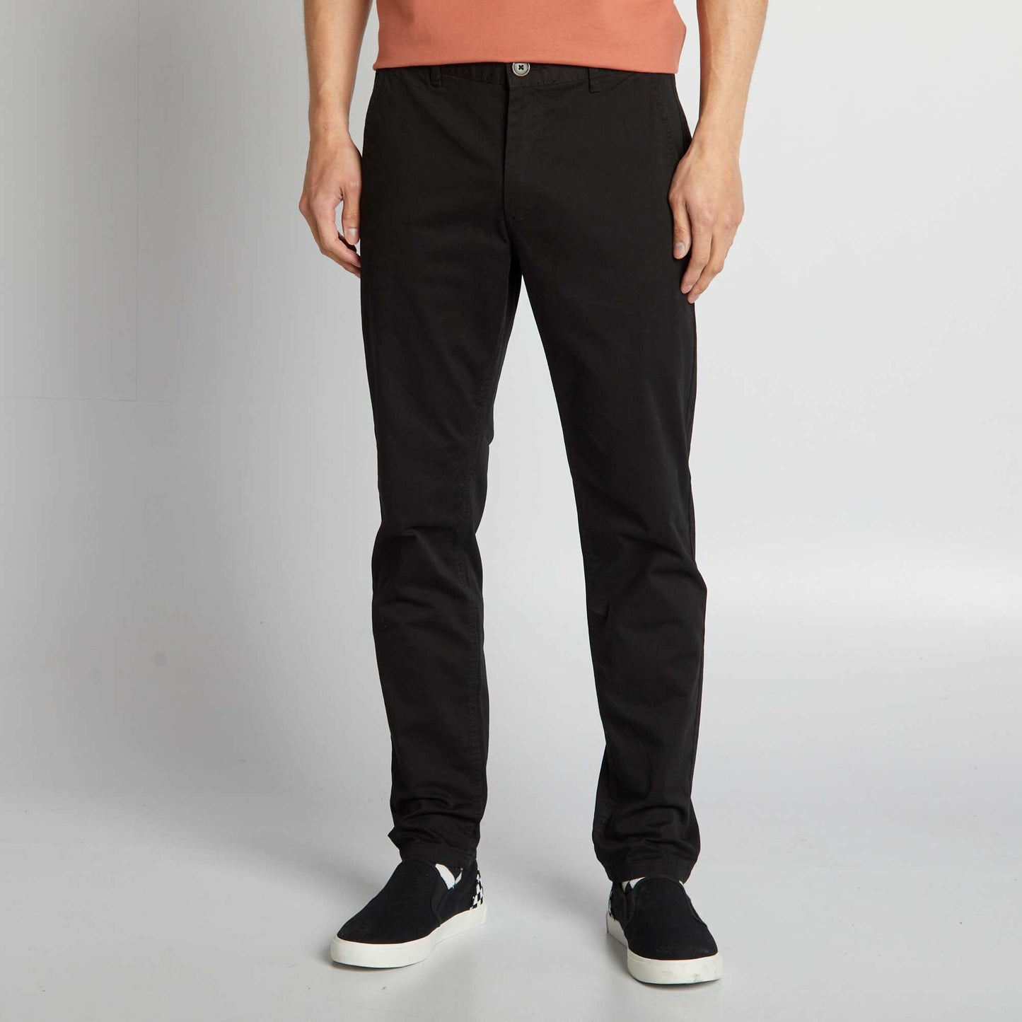 Slim-fit chinos