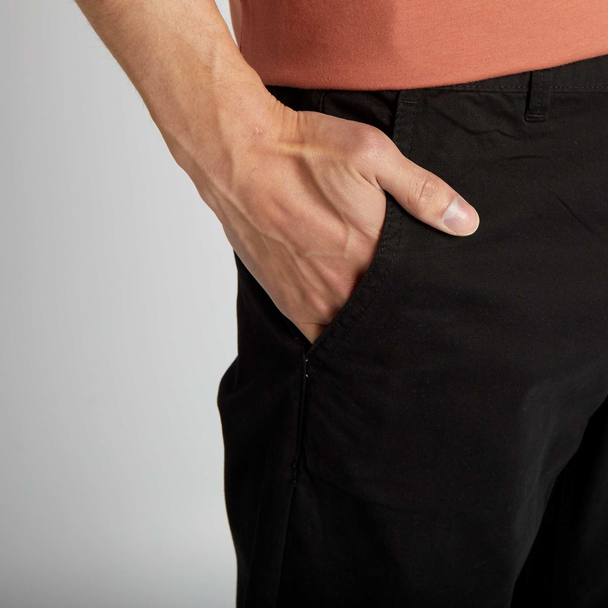 Slim-fit chinos