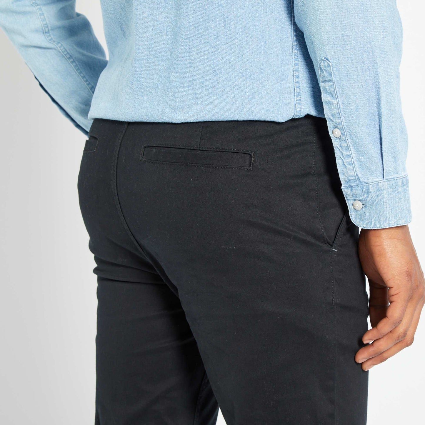 Slim-fit chinos